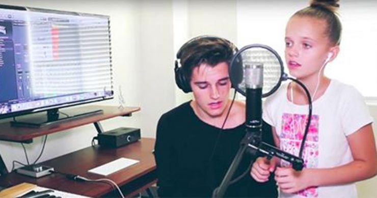 siblings sing f