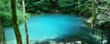 lac albastru