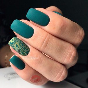 Modele NOI de manichiură cu design 23 18 21 2