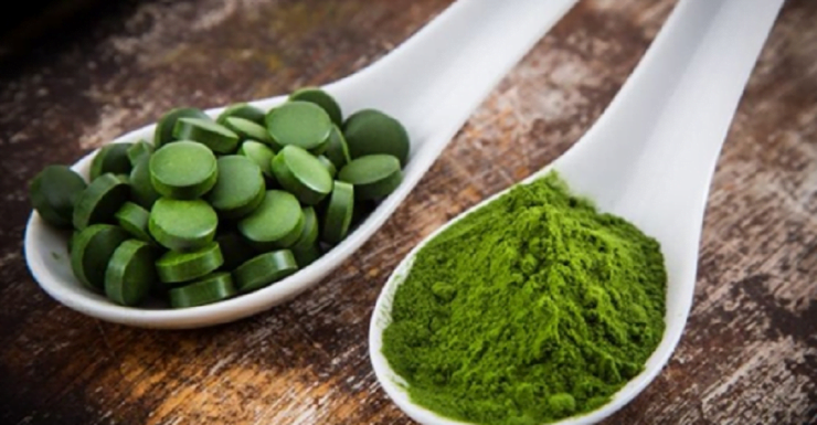 spirulina beneficii