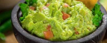 Guacamole – reteta simpla si gustoasa care te va face sa profiti din plin de avantajele oferite de avocado