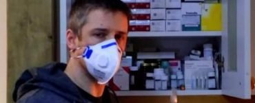 110695084 mask2