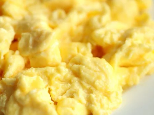The Best Scrambled Eggs blog 500x375 1